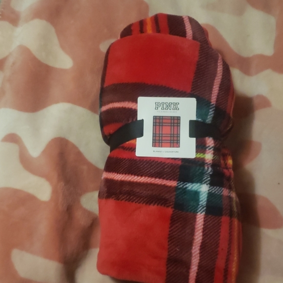 Victoria Sectret PINK plaid blanket